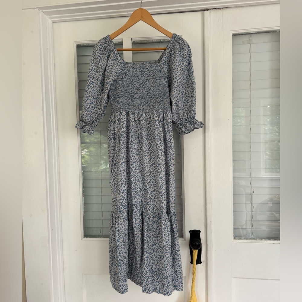 madewell blue flower print midi smocked dress